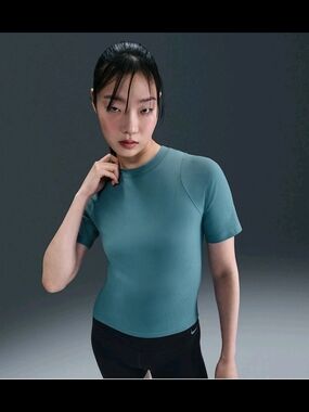 Nike Zenvy Short-Sleeve Ribbed Crewneck Top in Teal Size XL